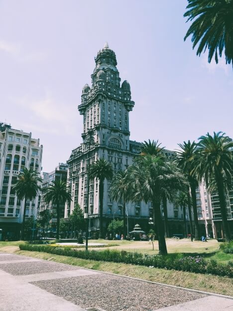 Voos para Montevidéu (MVD)